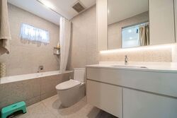 Sixth Avenue (D10), Terrace #568280581
